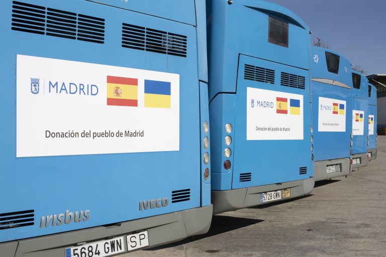 32 autobuses de la EMT ya van rumbo a Ucrania